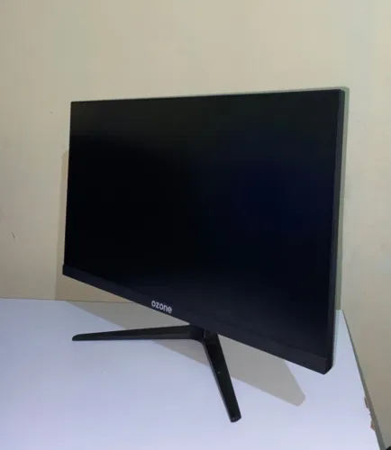 Monitor Gamer Ozone 24,5\" Full HD, 144Hz, 1ms, DisplayPort e HDMI, FreeSync, Preto 
