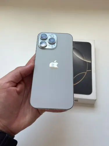iPhone 16 Pro Max 256GB 87% tampa traseira nova (garantia e parcelamento)