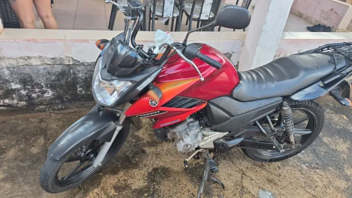 Fazer 150 2014 vermelha passo cartao com taxa da máquina