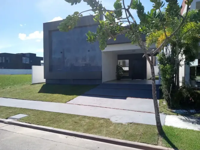 Casa Térrea à Venda no Condomínio Terras Alphaville  Camaçari/BA