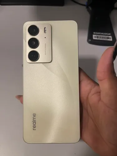 Realm c75 5 meses de uso novo sem marcas de uso