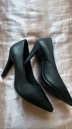 Scarpin Salto Alto Fino Preto Tam 32