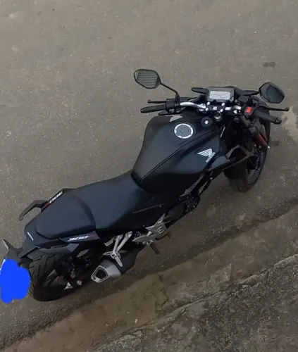 Honda tuwister CB 300 2025 único dono
