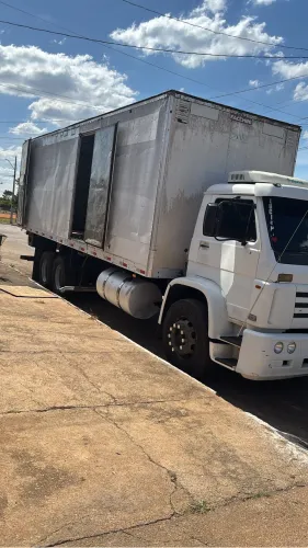 18310 volks truck baú