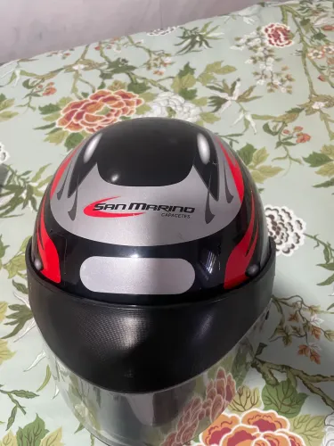 Capacete SAN marino