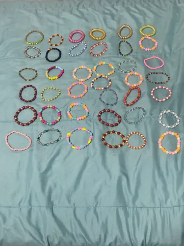 Pulseiras cada 8 reais