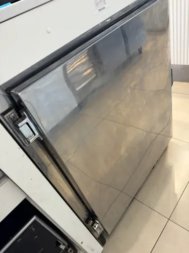 VENDO VITRINE REFRIGERADA