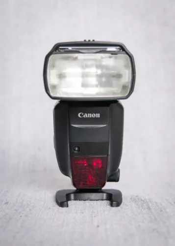 Flash Canon 600ex RT (usado)