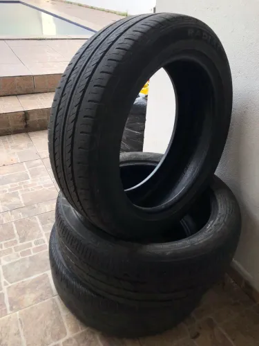 Vendo pneu 185/55 R16 os 3 por preço de 1