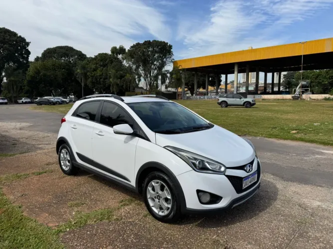 Hyundai HB20X Style 1.6 Flex 16V Aut. 2014