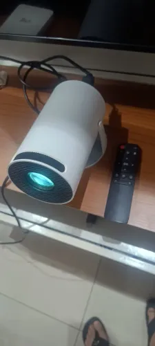 Projetor HY 400 