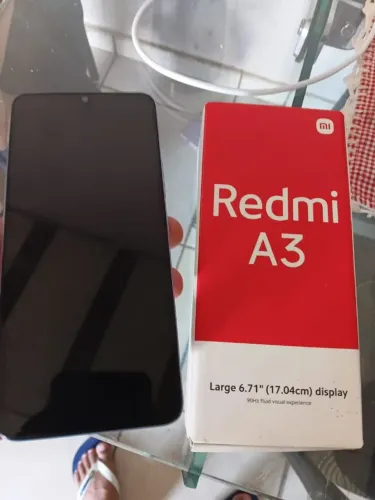 Redimi a3 semi-novo funcionando tudo perfeito , única detalhe e esse na tela 