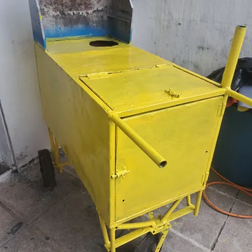 Carroça de espetinho 