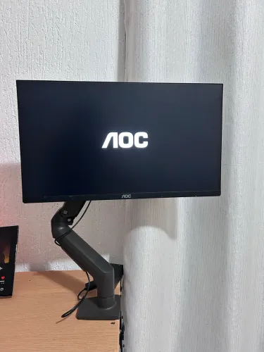 Monitor AOC 21,5p + Suporte Articular Elg