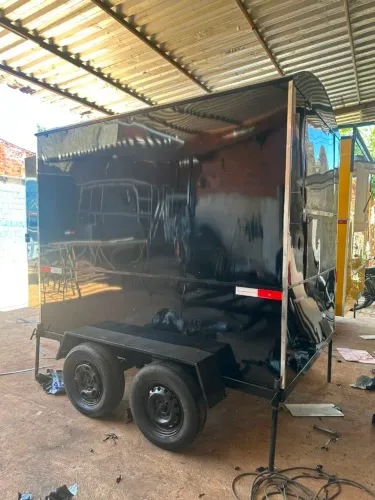 Trailer disponível