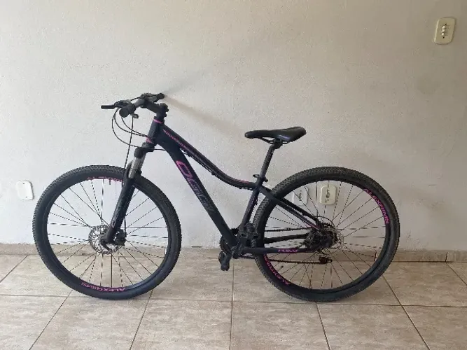Bicicleta OGGI Float Sport Aro 29 Shimano 21v - Feminina - R$ 1.100