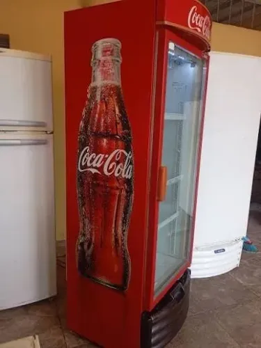 Geladeira Expositora Coca-Cola Grande - Seminova