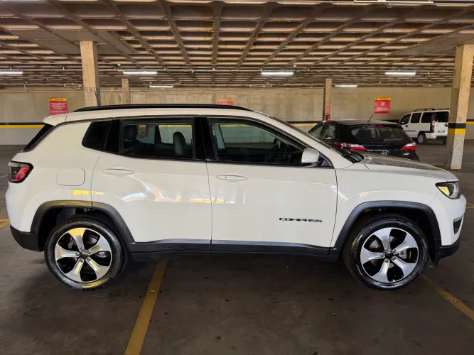 Jeep Compass Sport 2.0 4X2 Flex 16V Aut. 2021