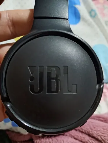 Fone JBL original bluetooth bateria ótima 