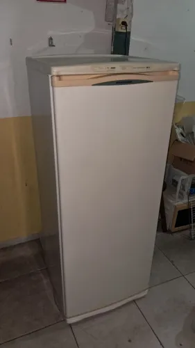 Freezer Vertical FROST FREE Brastemp 222 litros ,127V,