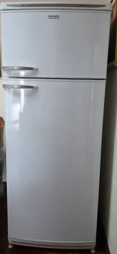 Vendo refrigerador Dako duo turbo frio 450l , branco, 110v em ótimo estado.