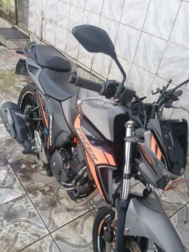 Moto único dono super conservada