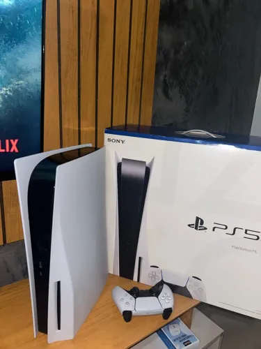 PS5 - 825GB