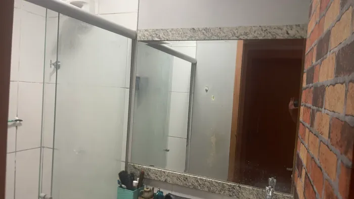 Apto bem localizado