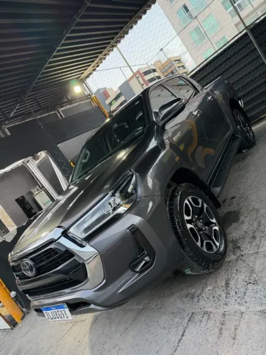 Toyota Hilux CD SRX 4X4 2.8 TDI 16V Diesel Aut. 2021