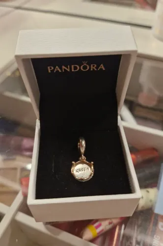 Charm Pandora Coração da Rainha
