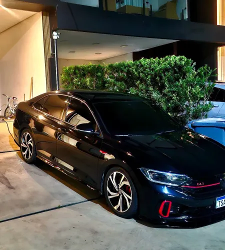 Kit Rodas e Pneus Jetta Gli 24/25 seminovos