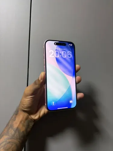 Iphone 15 chip físico Muito Novo