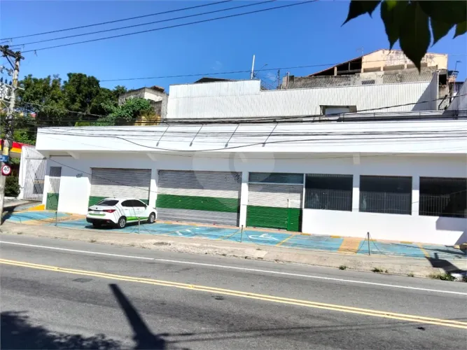 Salão Comercial em ótima localização de Guarulhos