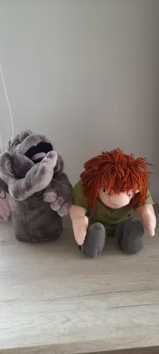 O Corcunda de Notre Dame e a gargula do pássaro (que tbm é fantoche)original Disney Store