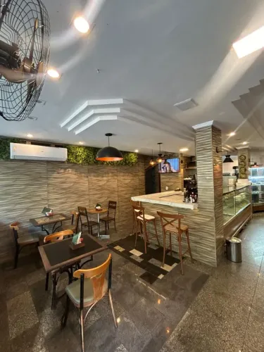 PADARIA/LANCHONETE E RESTAURANTE 