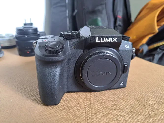 Camera Lumiix G7