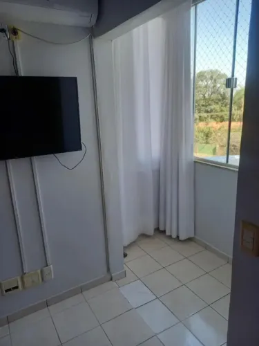 Apt no Pq Amazônia de 3 Qtos e 2 Banheiros por 370 mil