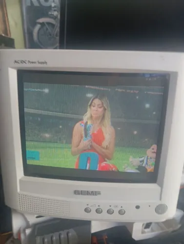 TV Semp 10 polegadas