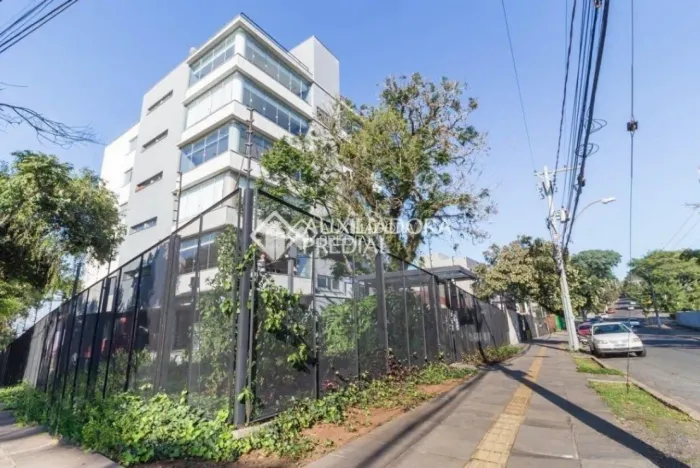 Apartamento com 3 dormitorios, suite e 2 vagas - Bairro Santa Tereza