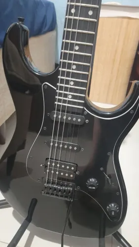 Guitarra Tagima Tw series 520+pedal Cuvave+ amplificador Mackintec maxx25