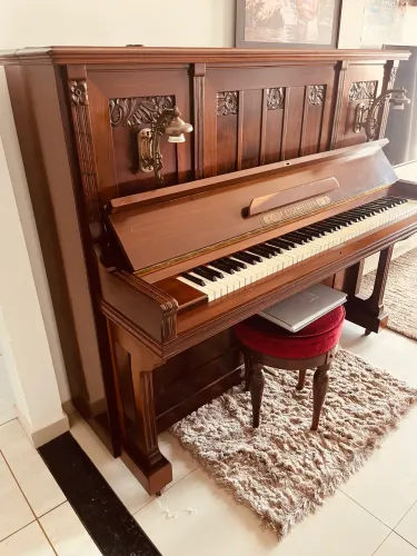PIANO ALEMÃO F. ESSENFELDER - RARIDADE ABSOLUTA - MAIS DE 100 ANOS (1914)