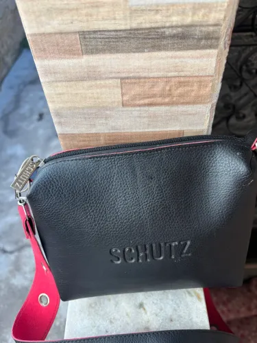 Bolsa Shutz