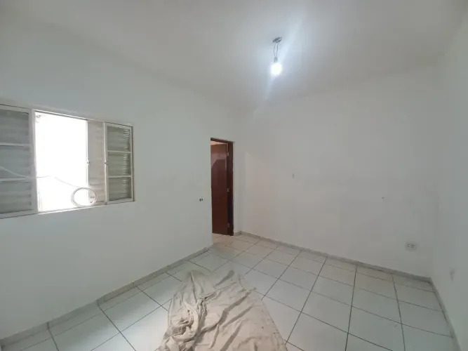 Térrea tem 45 m2  1 quarto  e cozinha em Jardim São Conrado - Sorocaba - SP