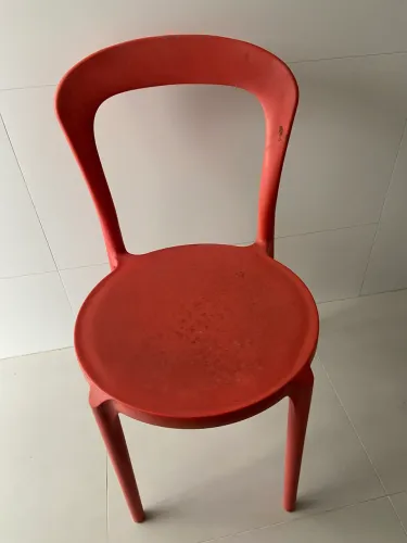 CADEIRAS DE PLASTICO
