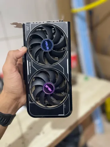 Placa de vídeo RX6600 8GB