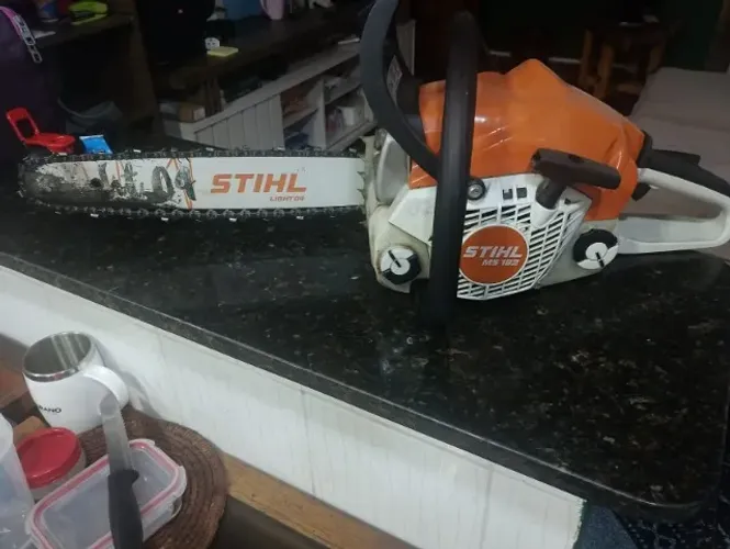 MOTOSSERRA STIHL MS 182