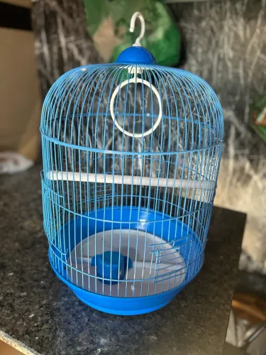 Vendo uma gaiola de ferro