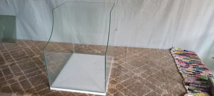 Aquário paludário 40x30x50 atrás 50