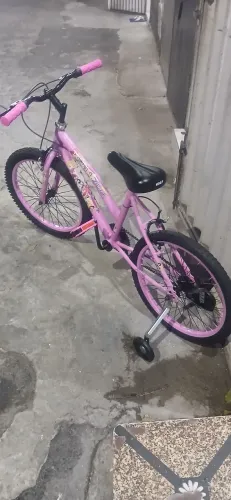 Bicicleta aro 20 cor rosa 