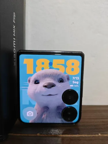 Xiaomi Mix Flip
